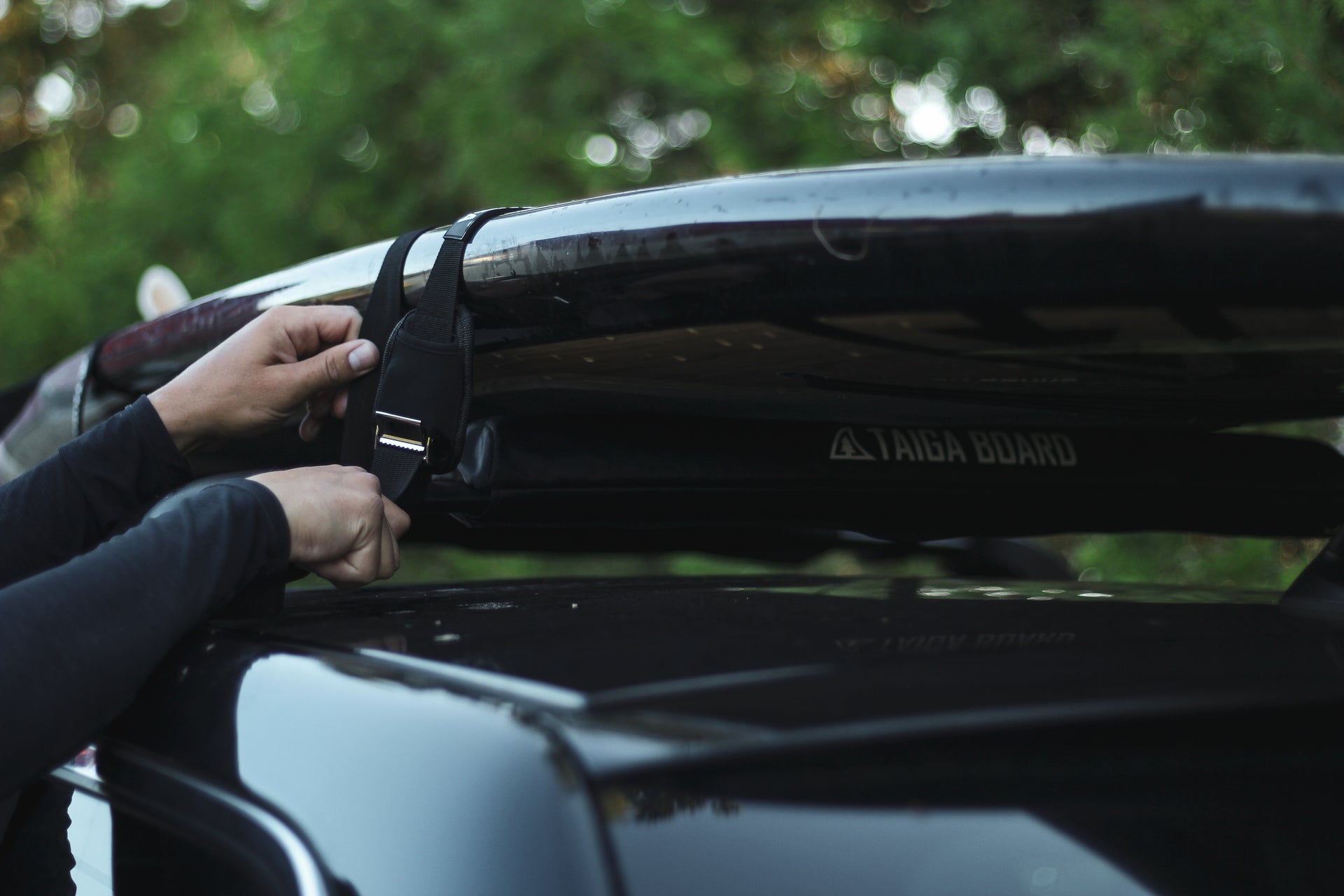 car accessories for surf and paddle board strap and roof rack