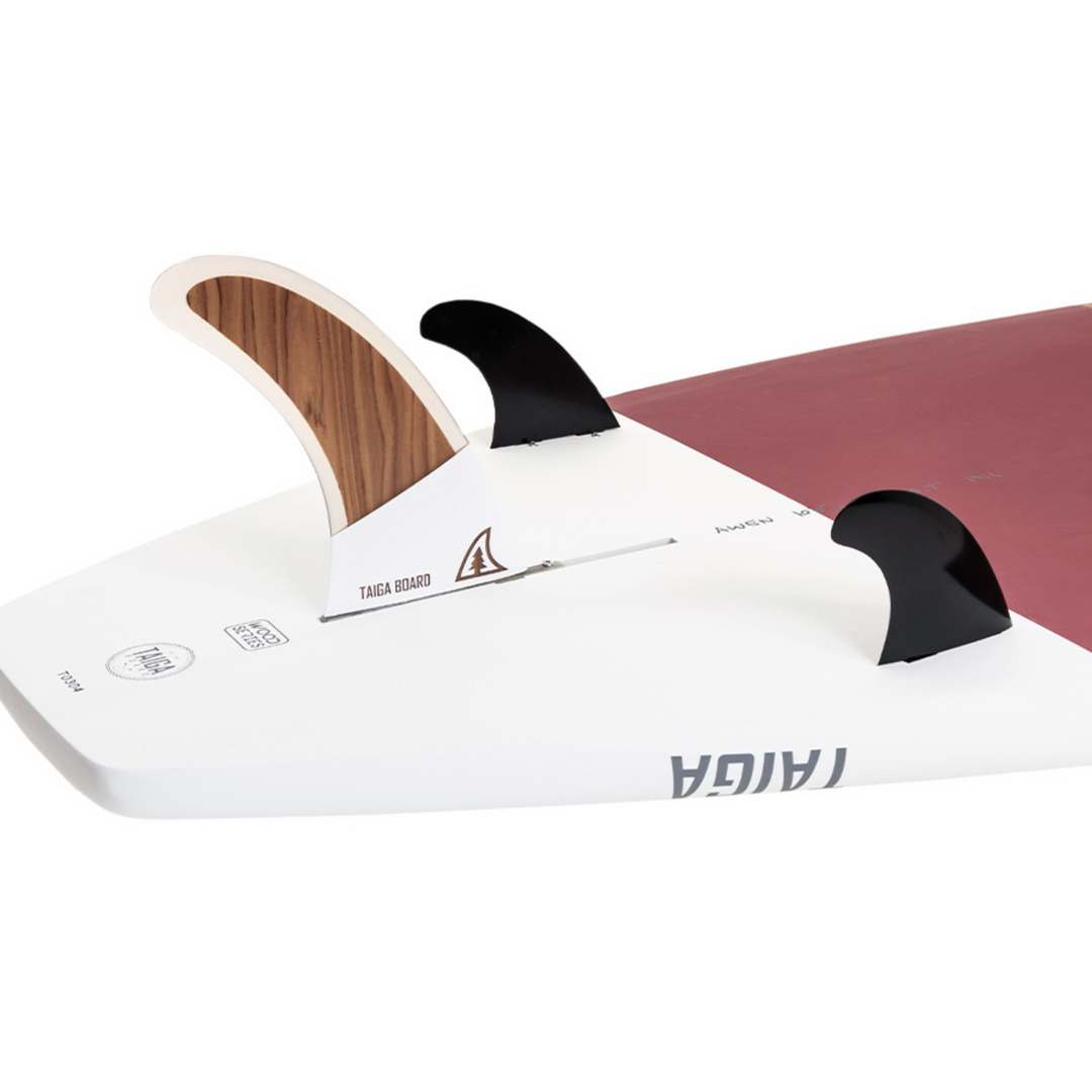 Side fins of the Awen 10'0 Burgundy color