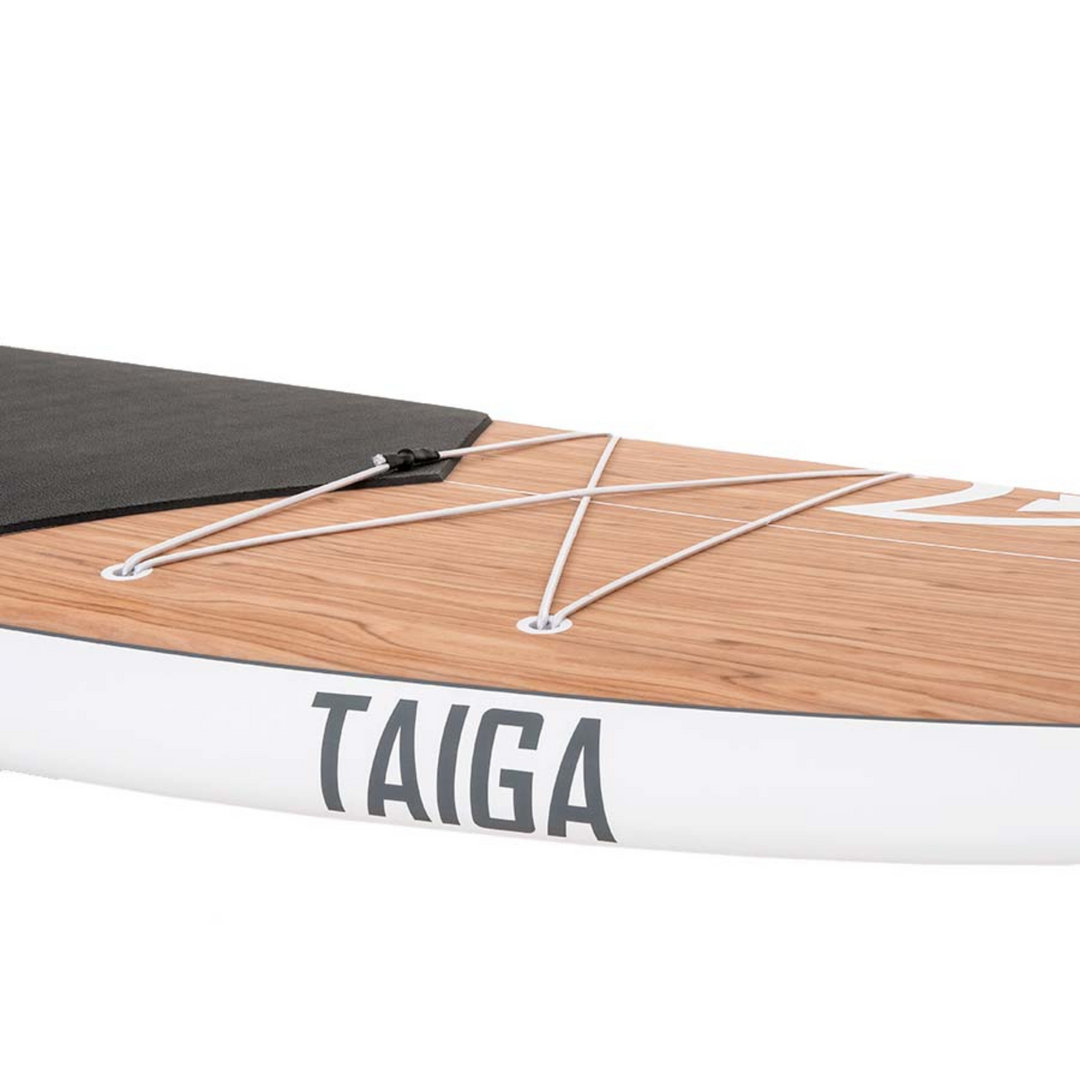 Bungee of the Hana 9'5 salmon