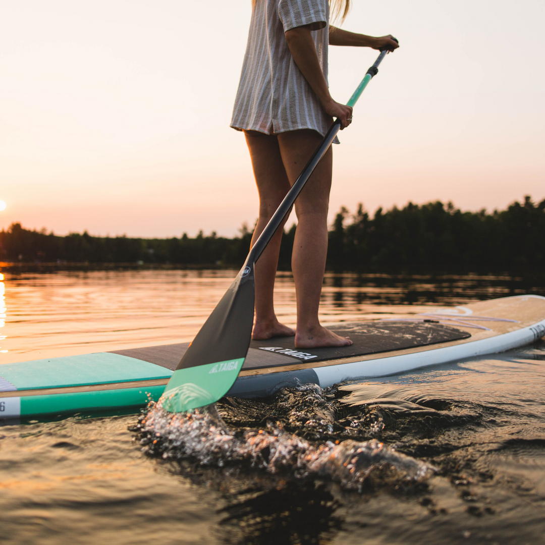 2-piece Seafoam Hybrid Paddle by TAIGA with the Boréa Seafoam 10'6 Hard SUP
